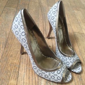 GUESS heels